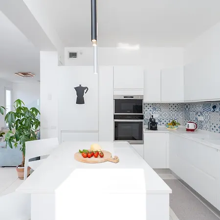 Yourhome - Solantis Villa